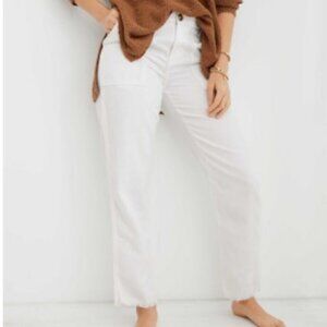 Aerie Straight Leg White Adventure Pants with Raw Hem Size Small